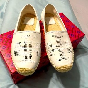 Tory Burch White Espadrilles size 7